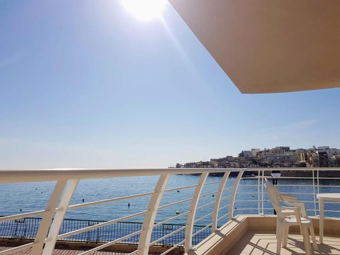 Riviera Holiday Apartments - Seafront - Wifi Marsaskala Rom bilde